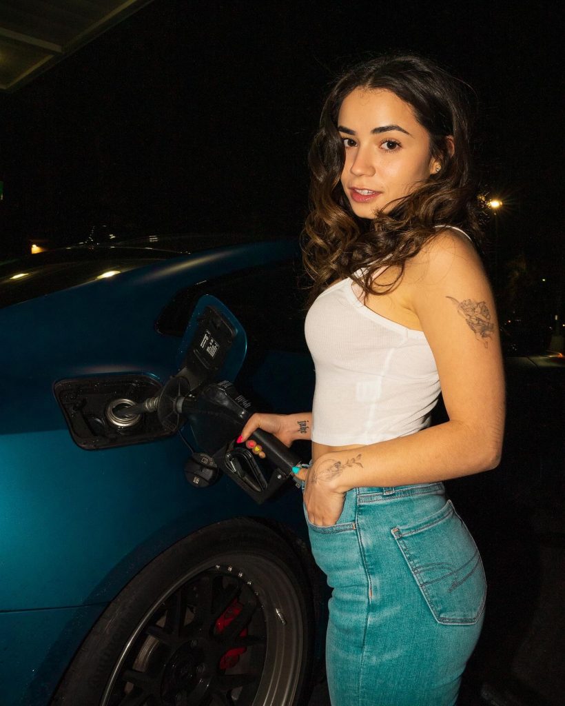 What is Stunna Girl Real Name? Full Biography 2024