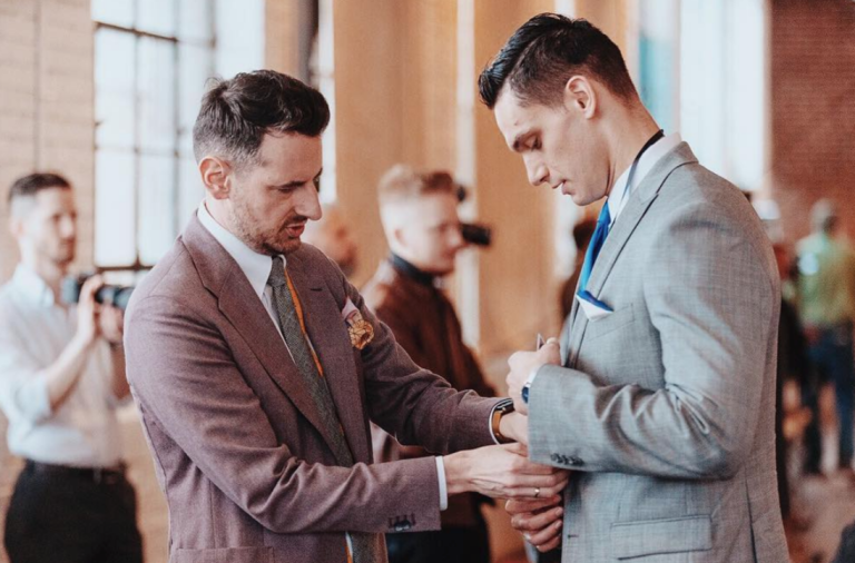 The Psychological Impact of Wearing a Well-Fitted Blouse