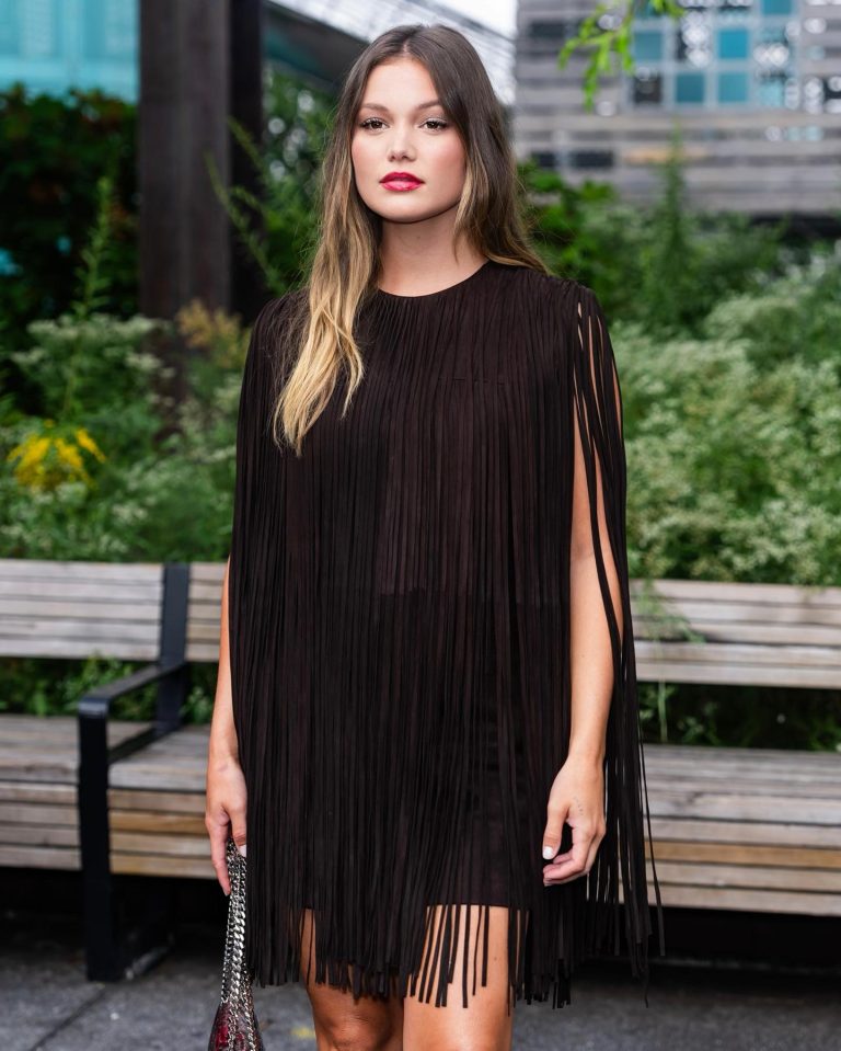 Who Is Olivia Holt Boyfriend? Full Biography 2024