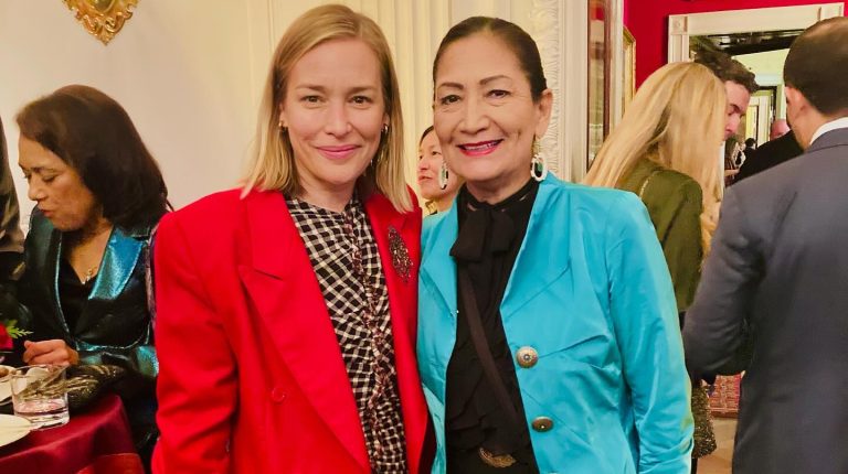 Mystery Behind Piper Perabo Relationship