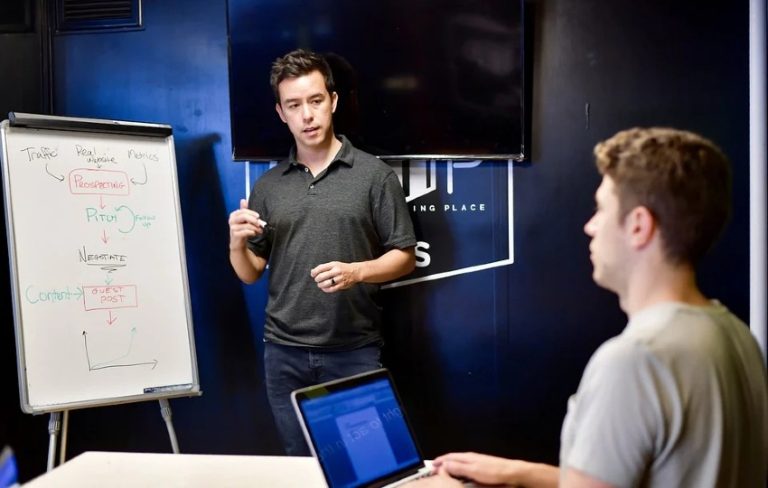 What is the IT Sphere and Why Does Everyone Want to Be an IT Specialist?