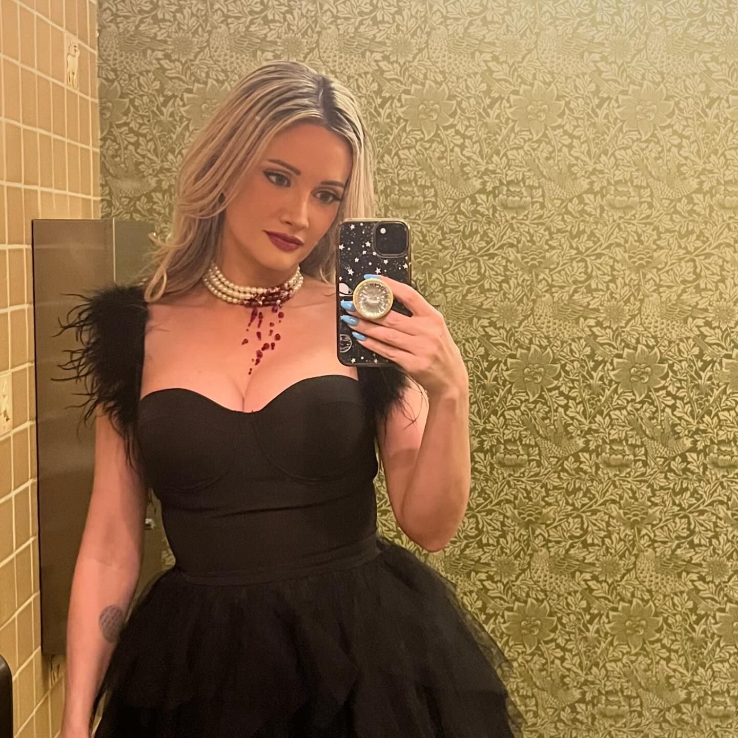 Holly Madison Boyfriend: Who Is She Dating Now?