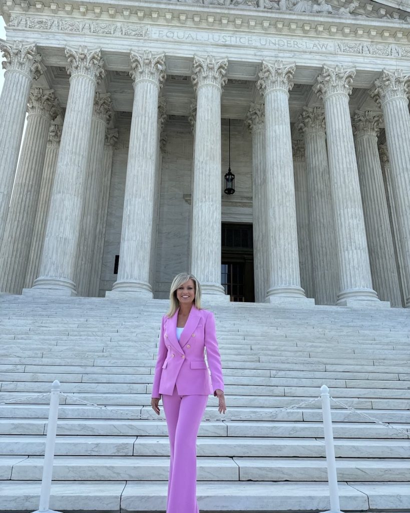 Sandra Smith Measurements: See Her Stats & Details