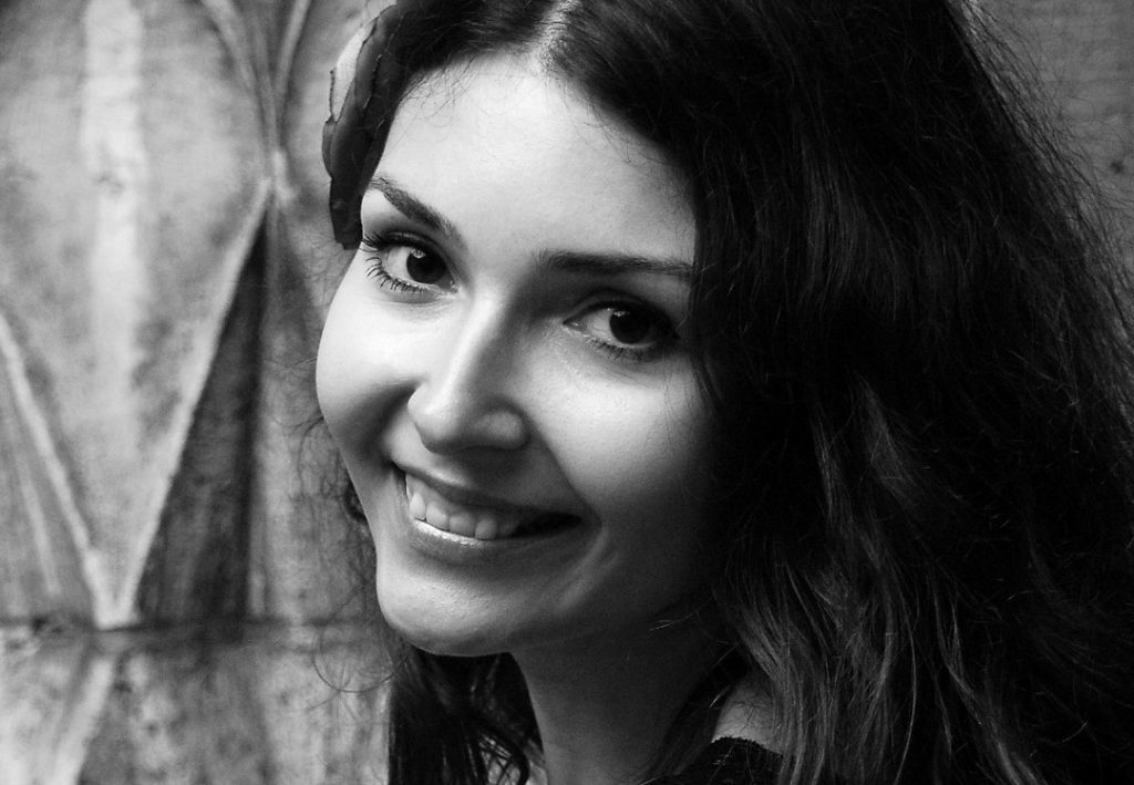 Hope Sandoval Husband: Is She Married? Latest Update