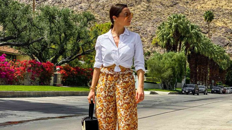 Trendy Tops: The Latest Styles for Women