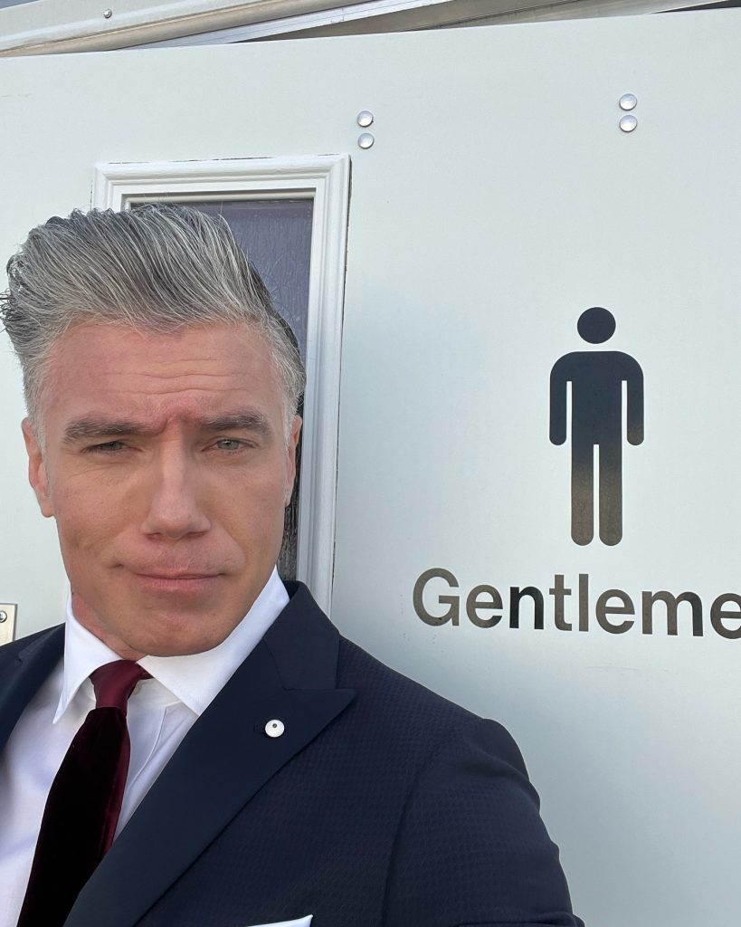 Anson Mount Relationship Status: Who Is He Married To?