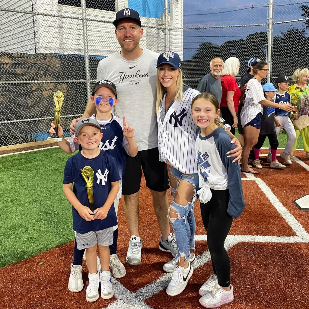 Todd Frazier Net Worth 2024: What’s He Worth Now