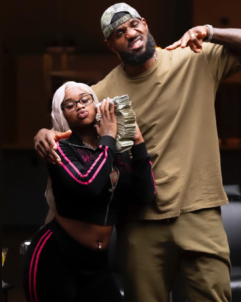 Who Is Sexy Red Dating? Latest Relationship News Revealed