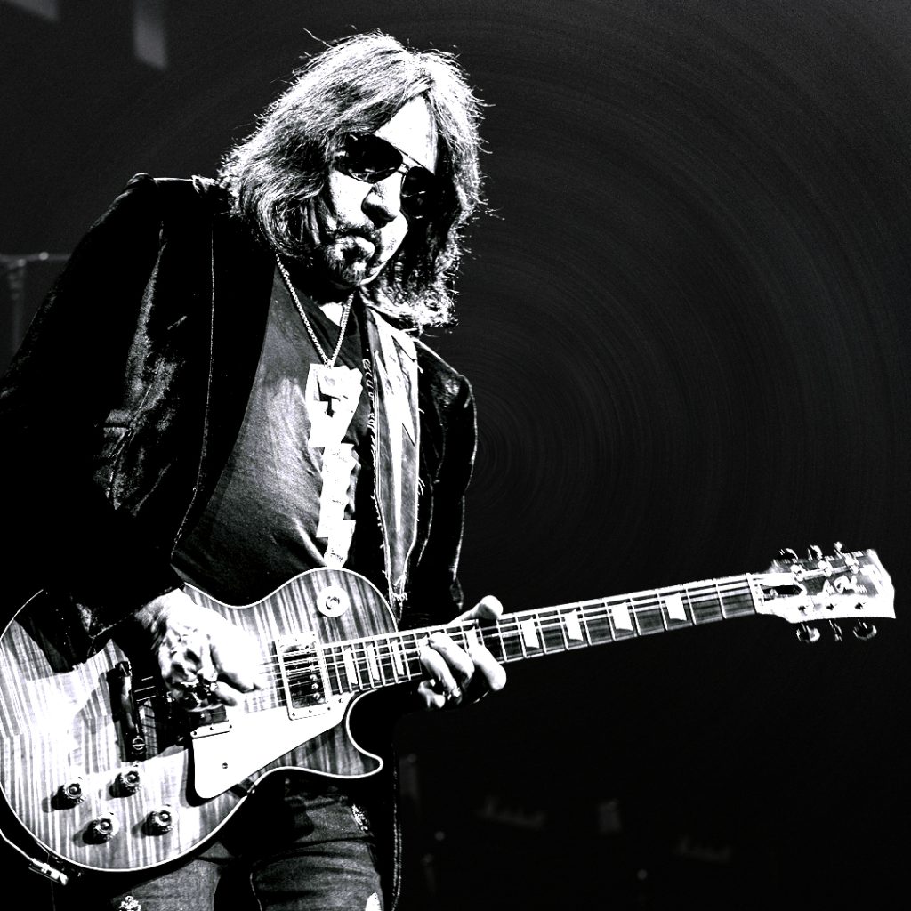 Who is Ace Frehley Wife? Discover All the Details Here