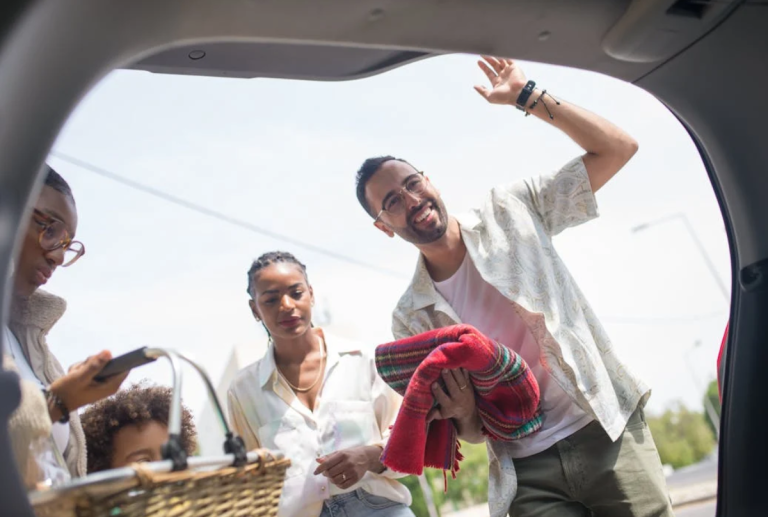 Your Checklist for a Stress-Free Family Adventure in Kentucky