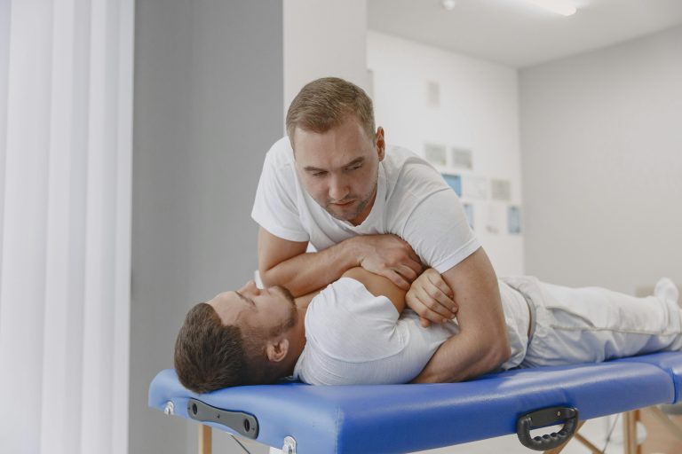 How to Choose the Right Male Massage Professional